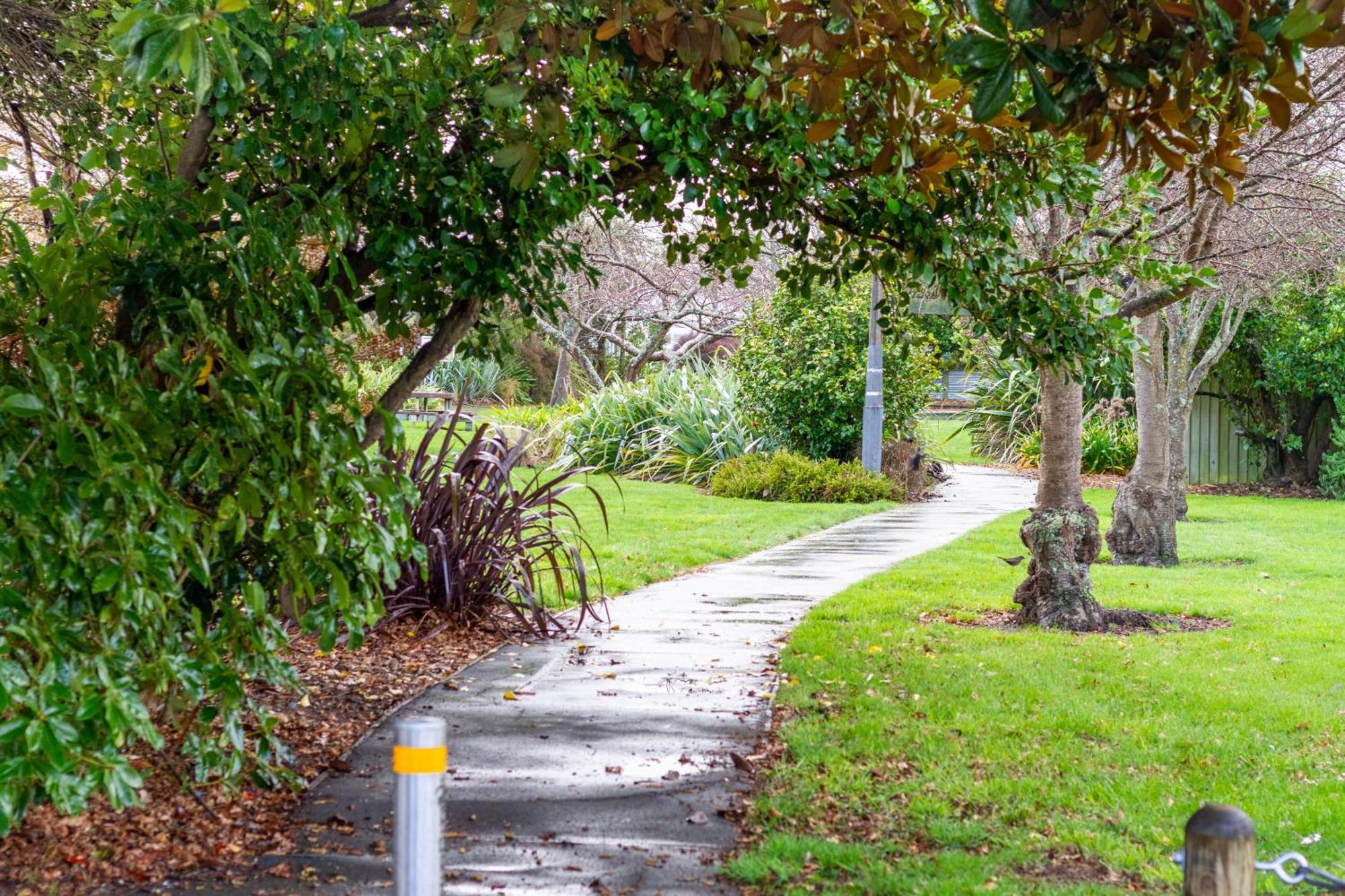 Warm Chch Apartment Park View & Garage Parking Christchurch Extérieur photo